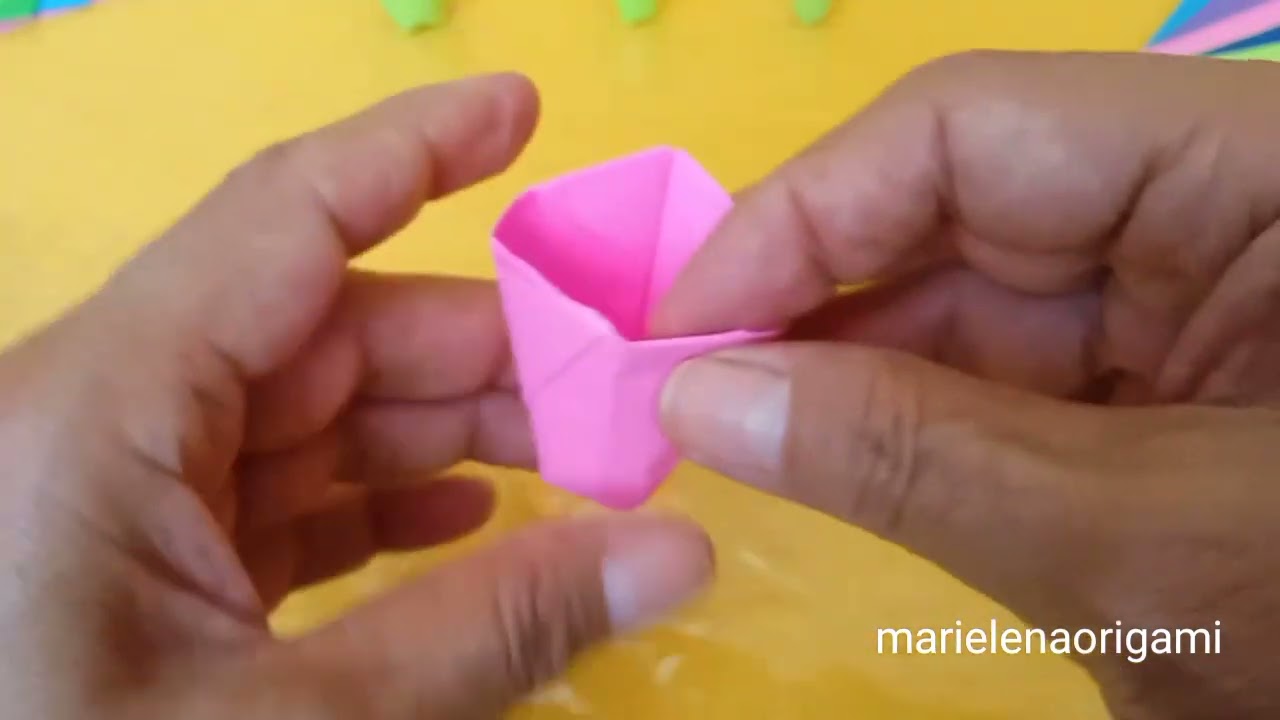 cómo hacer balde de papel en origami o papiroflexia Tutorial marielenaorigami #origami #profesores
