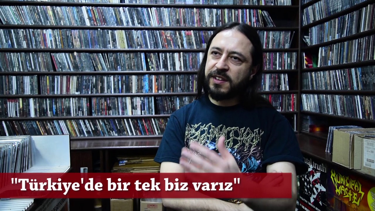 Metal severlerin mekanı: Akmar