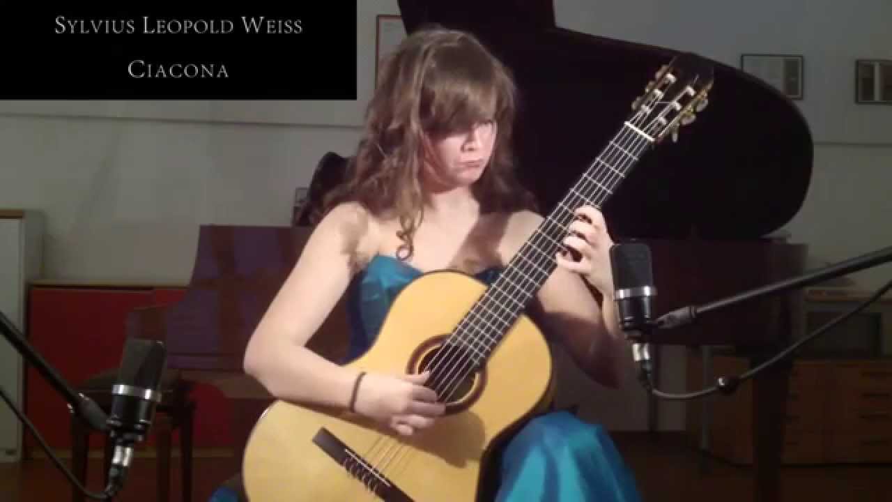 Francesca Riva plays Sylvius Leopold Weiss -  Ciacona