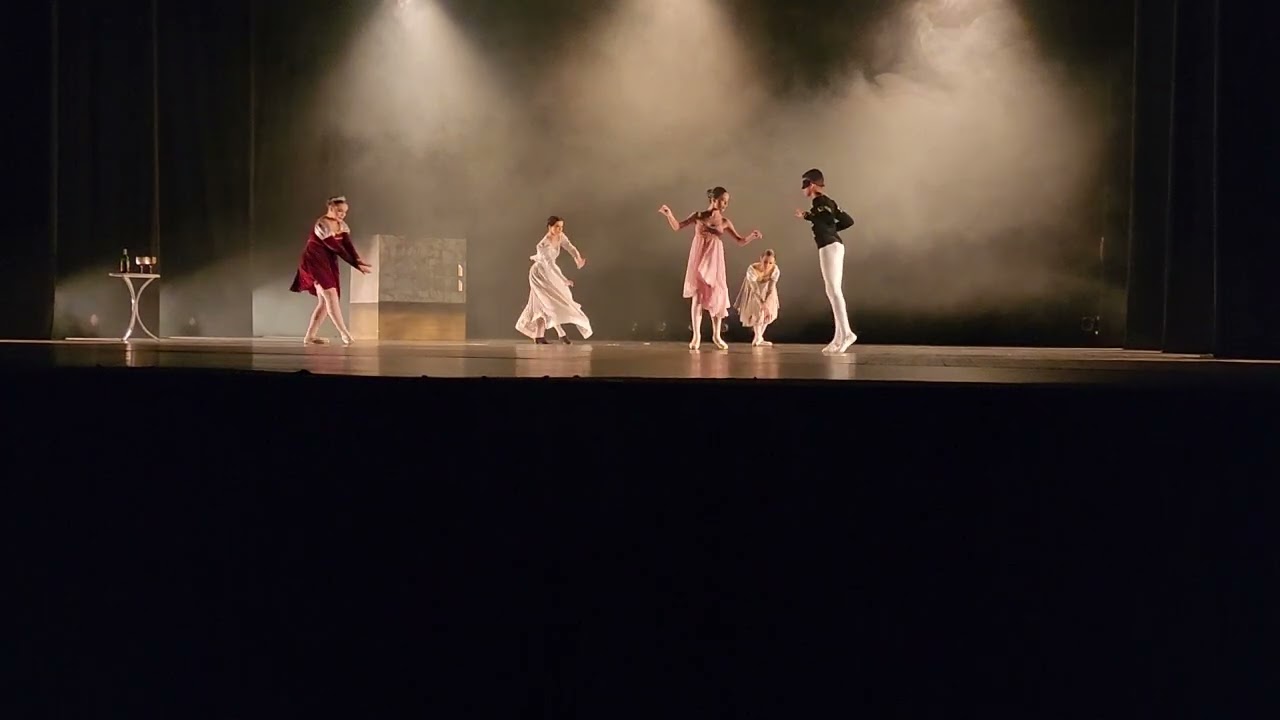 Unit Escola de Dança - COREOGRAFIA ROMEU E JULIETA