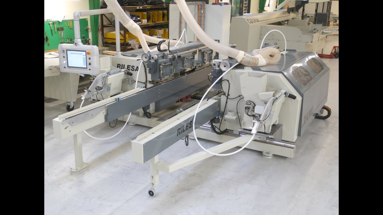 RILESA concept for solid door production.