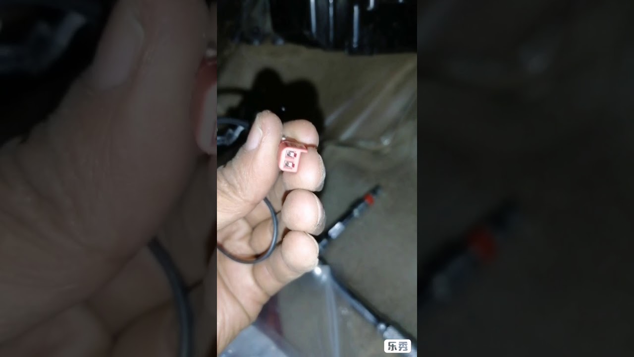 فك الطبلون وغسلوا ثلاجة المكيف ولم يركبون حساس الثلاجه وتم التركيب بدون فك الطبلون تاهو Tahoe 07-14