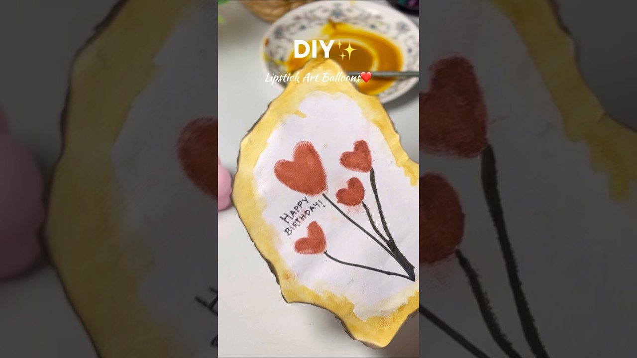 DIY lipstick 💄 art balloons ! 
