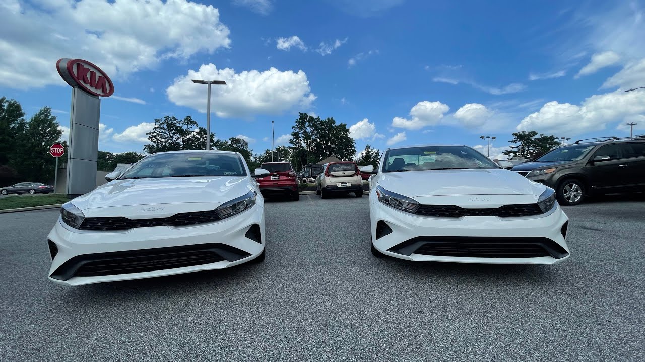 2022 KIA FORTE FE VS LXS! WHICH IS RIGHT FOR YOU❗️