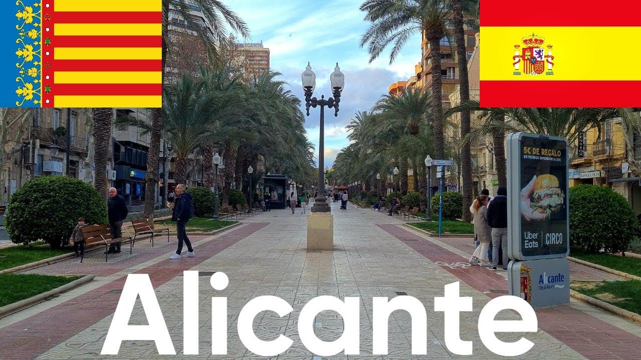 Alicante | Alicante Province | Community of Valencia | Spain | Europe | 25/02/2024 |  City Walk