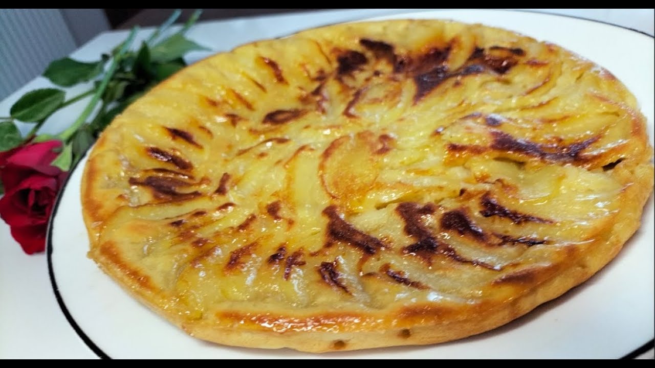 light apple pie without an oven in a pan, it's easy in 35 min from A to Z