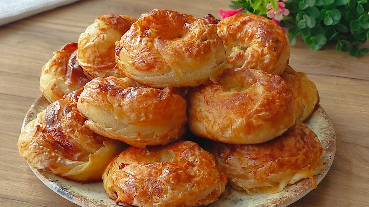 NE KADAR KOLAYMIŞ❗ YILLARCA BOŞUNA UĞRAŞMIŞİZ❗YEPYENİ YÖNTEM❗ PUL PUL DÖKÜLEN BÖREK TARİFİ