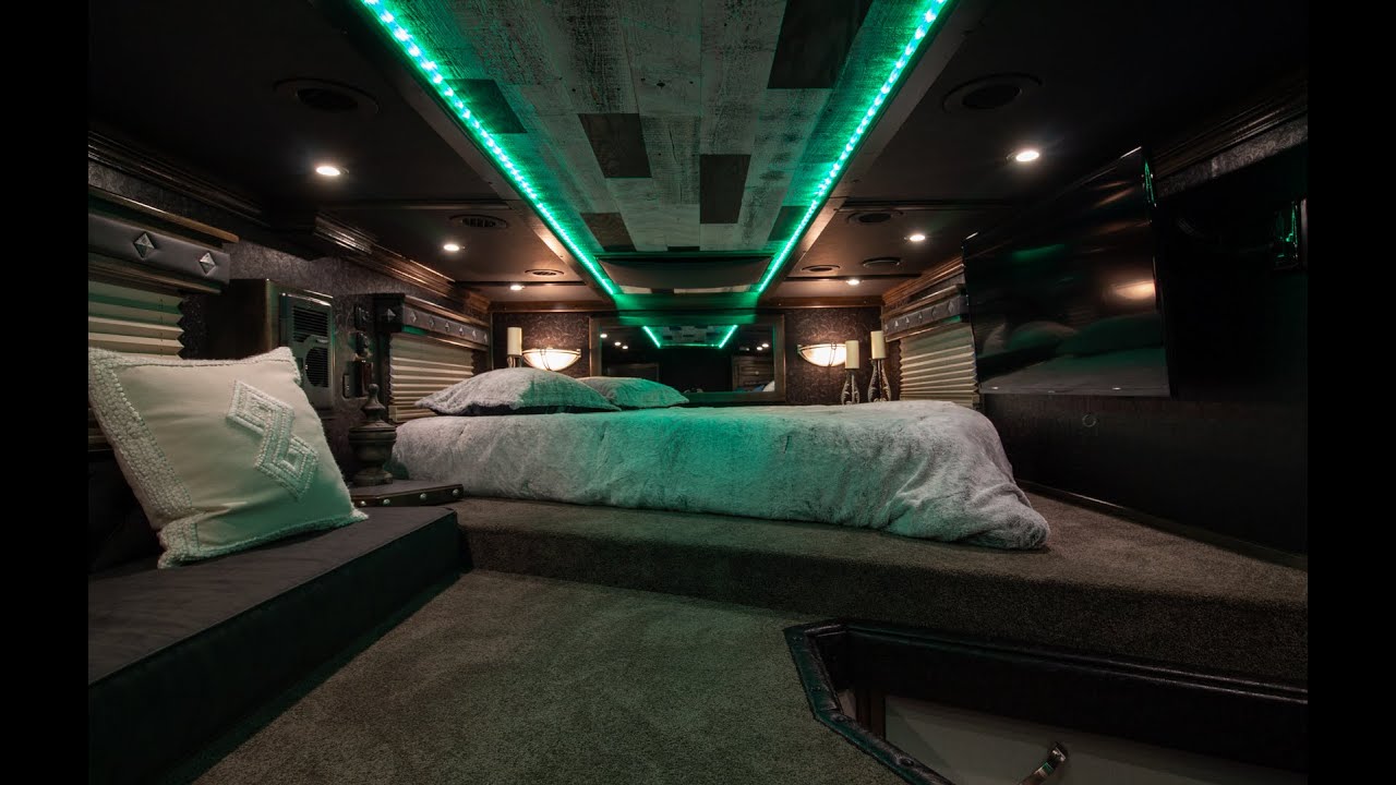 Living Quarters Horse Trailer with Loft!  - Custom Interior by Outlaw Conversions 12604
