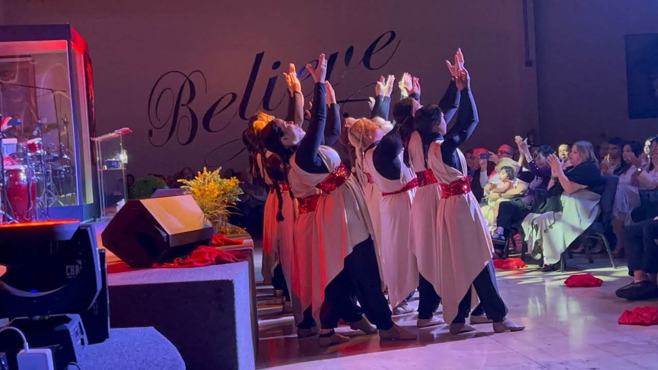 Mesías danza - Averly Morillo