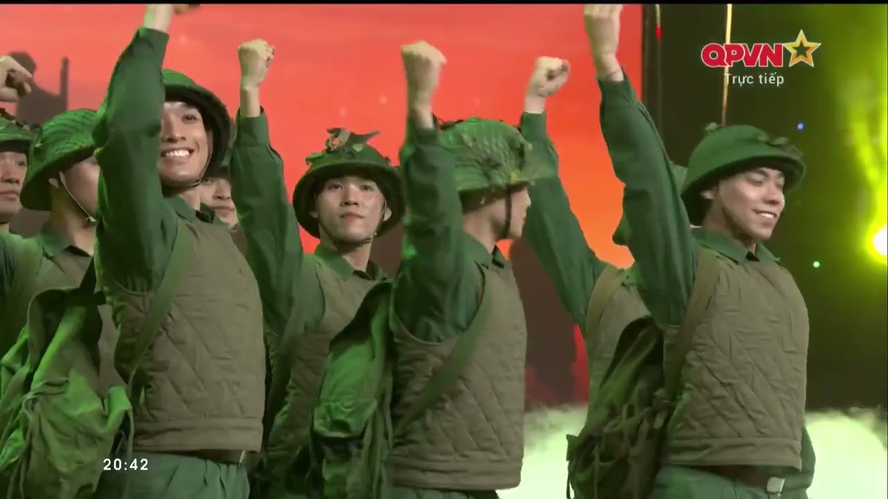 H&agrave;nh qu&acirc;n xa (Đỗ Nhuận) | Trọng Tấn | Sức mạnh hậu cần trong Chiến thắng Điện Bi&ecirc;n Phủ