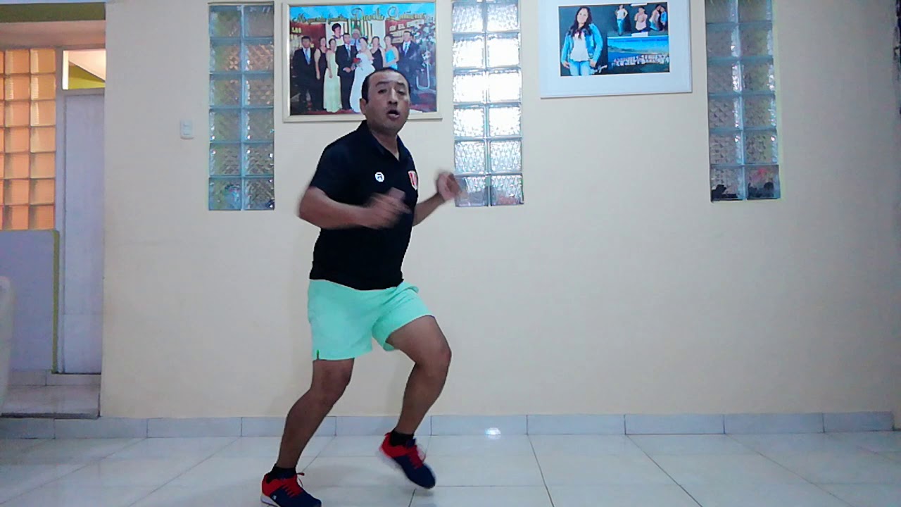 Saya caporal negrita Robert Davila