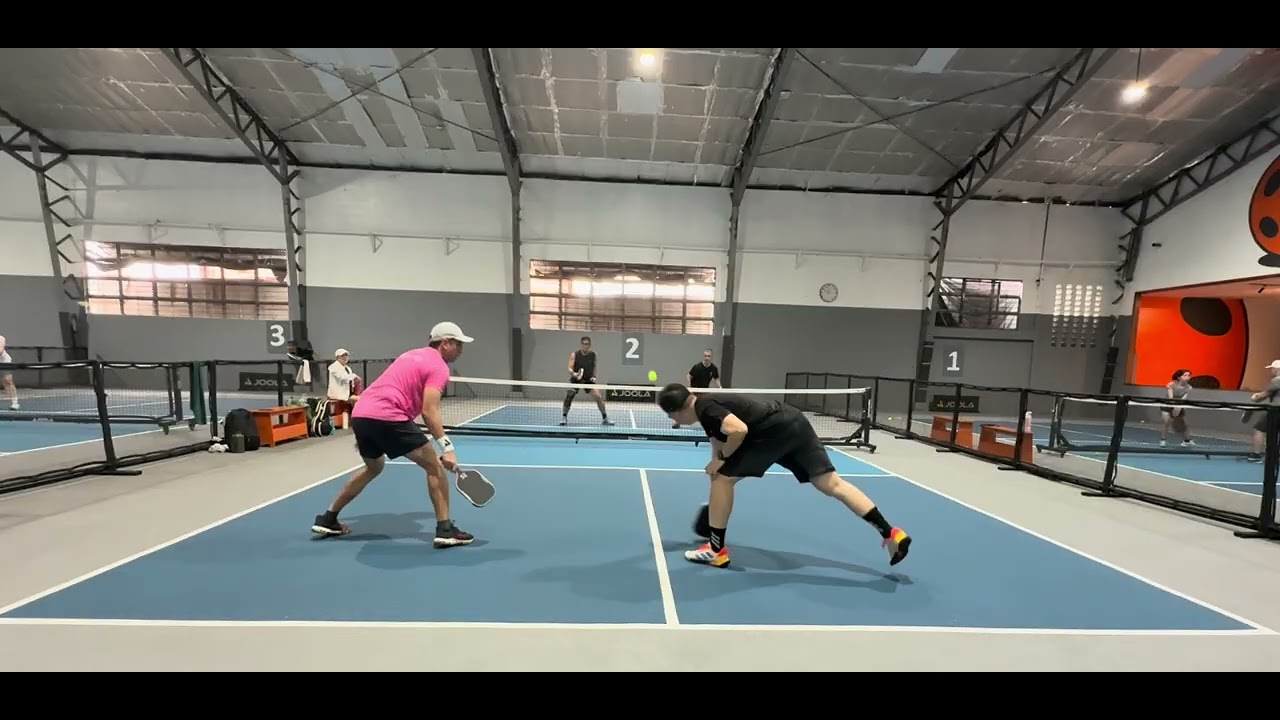  @PickleballHub: Lorenz/Dino vs. Joey/Rod game 3