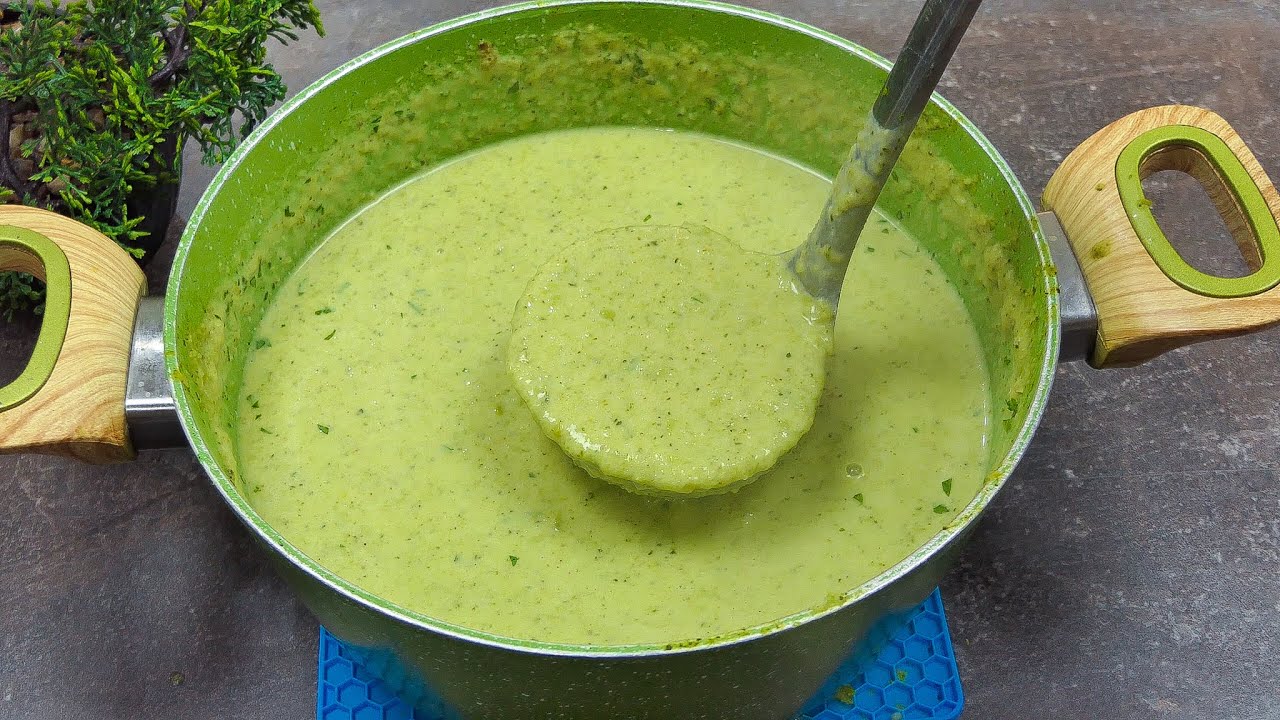 Этот суп из брокколи как лекарство для моего желудка! Абсолютно вкусно и полезно
