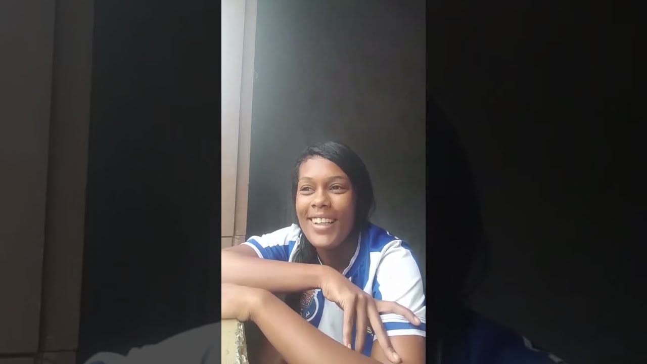 LAYYNE SANTOS  está ao vivo!