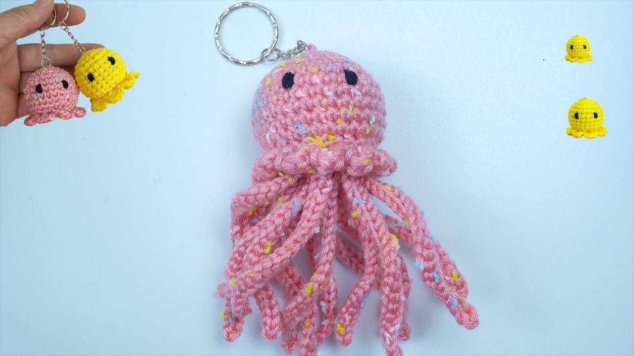 Супер 🐙ЛЕГКИЙ брелок в виде осьминога крючком и как связать крючком для начинающих.
