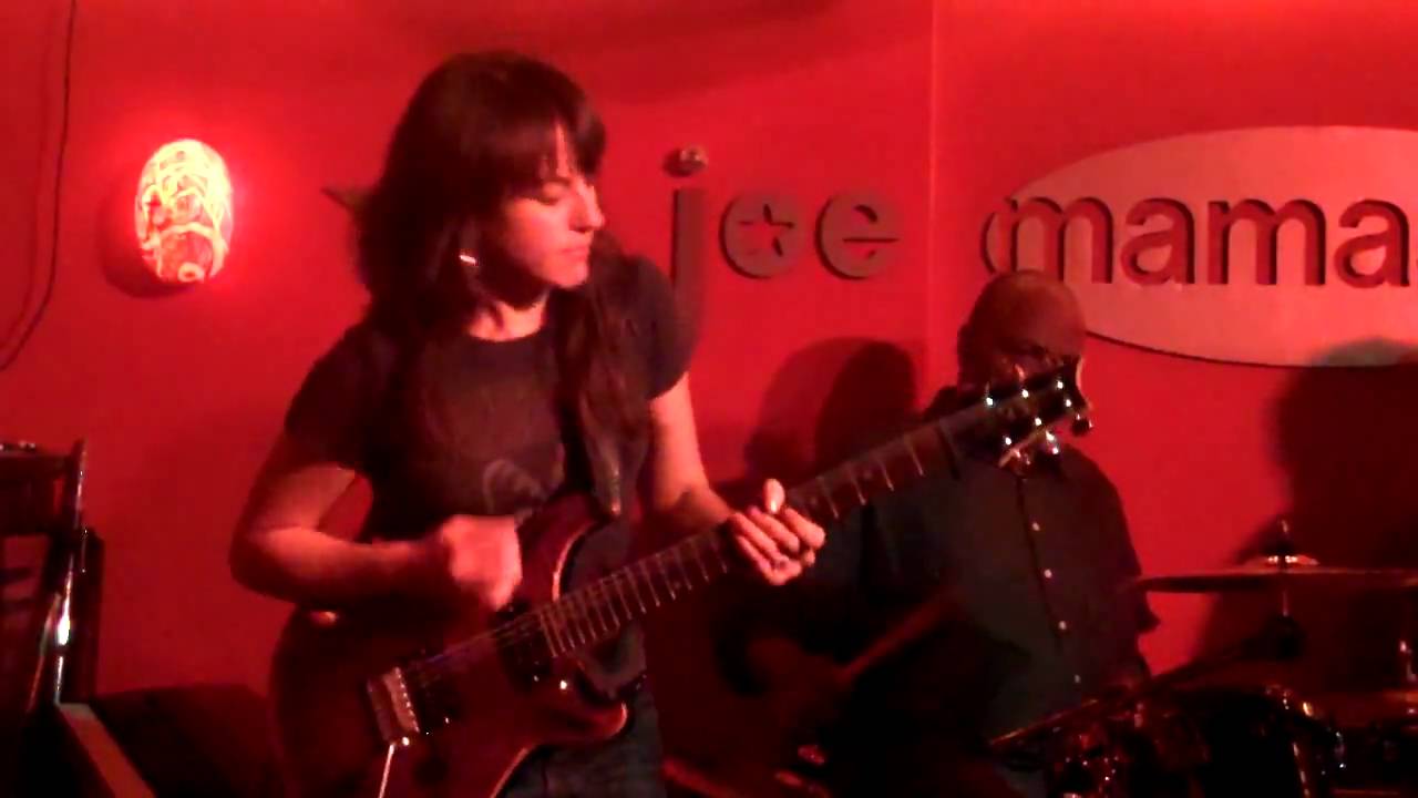 Donna Grantis Blues Solo - Live at Joe Mama's