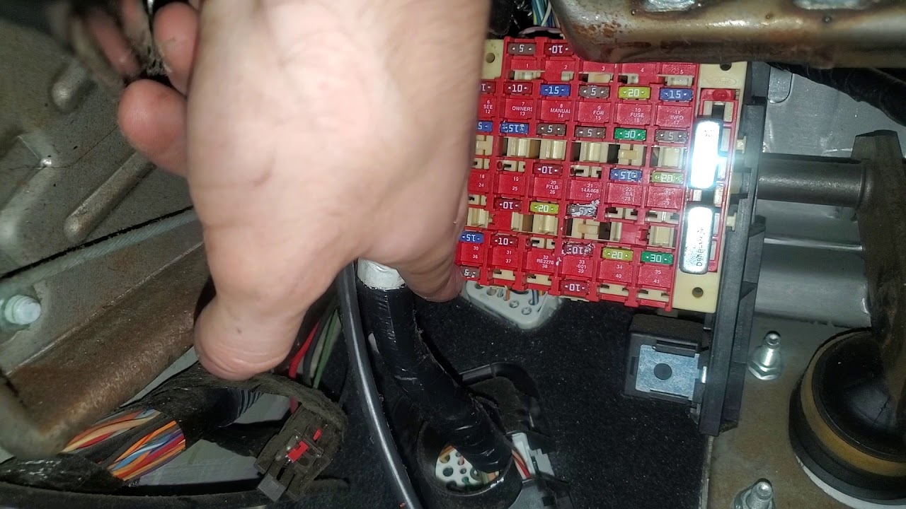 2007 Ford E-350 Radio Fuses