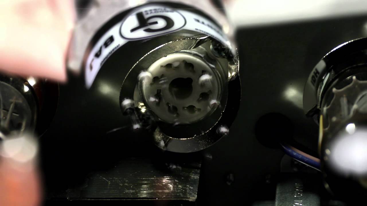 How to Change the Tubes in Your Amp