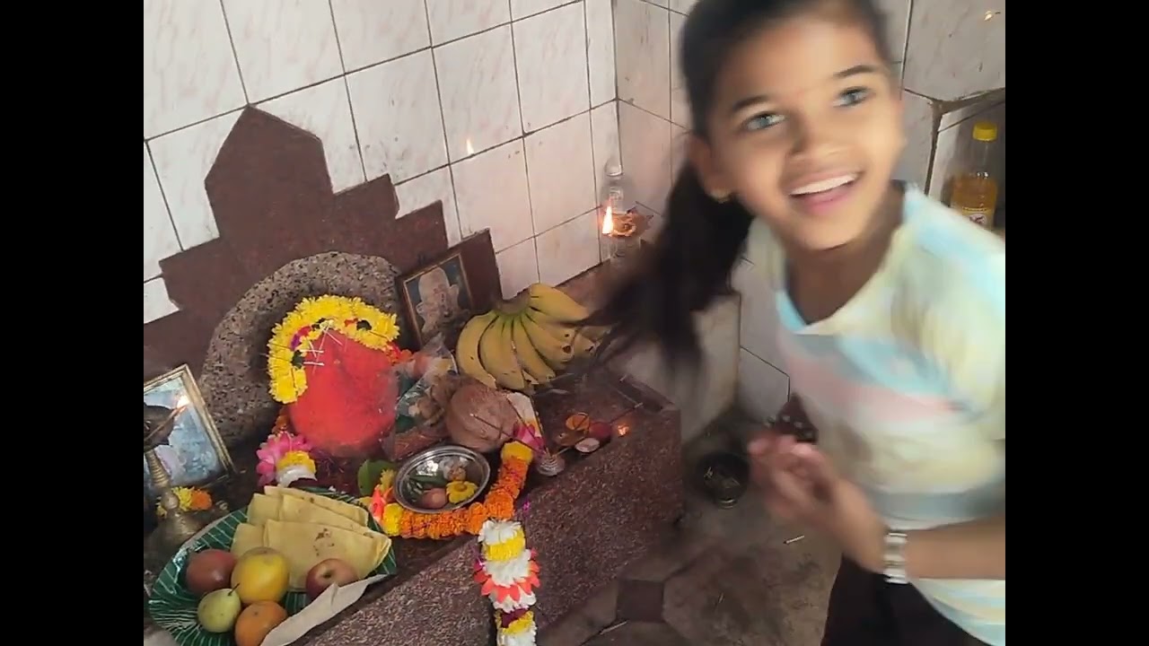 नवघर कोळीवाडा महिला मंडळ गेल्या हल्दी कुंकु ला कुपादेवी ला