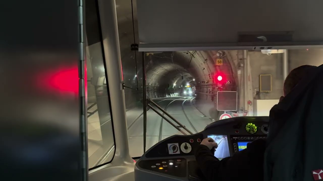 🇫🇷Strasbourg Tram tunnel, vue compteur:  Rotonde-Halles: moy. 25,5 km/h et 60 km/h max