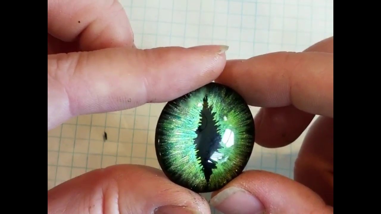 Painting a Green Eye