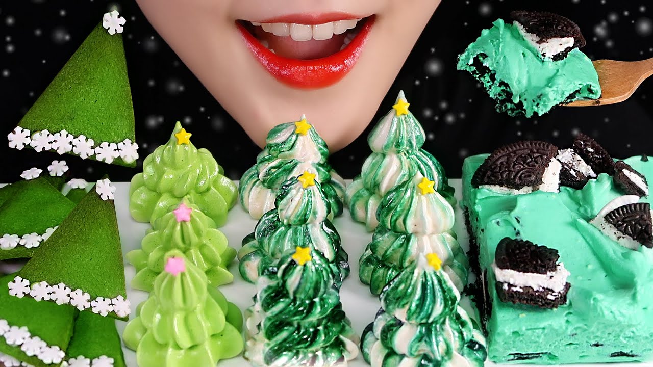 CHRISTMAS FOOD ASMR GREEN FOOD ASMR OREO CAKE ASMR MERINGUE COOKIE MUKBANG 🎄