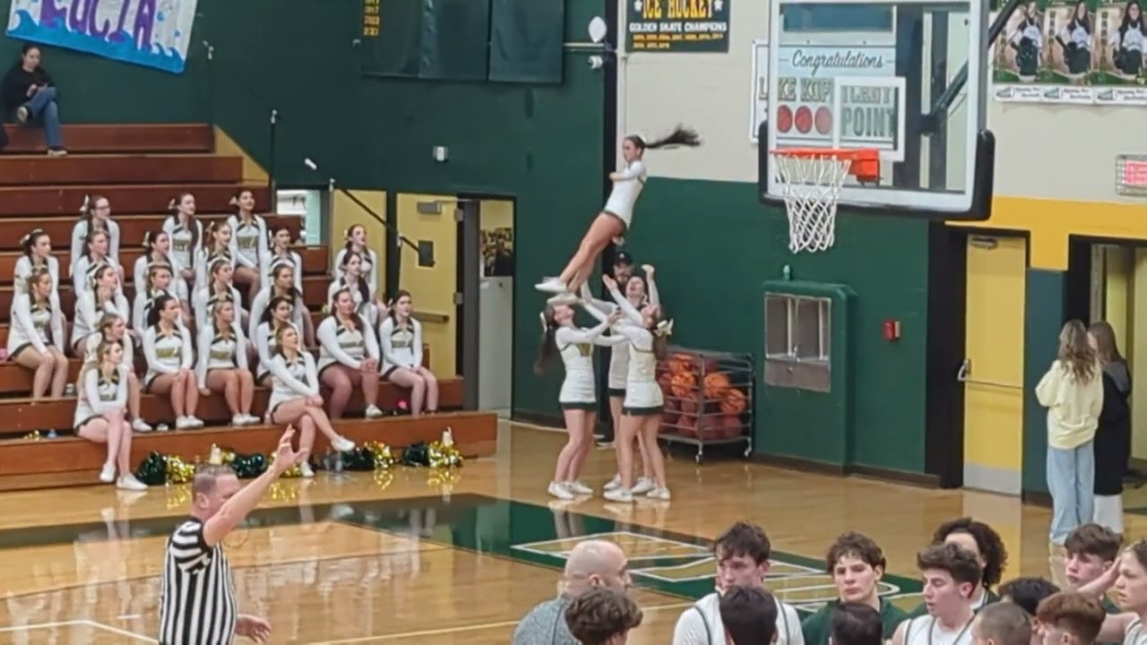 Wyoming Area Cheerleaders Highlights | WA vs. MMI Prep Boys Basketball 1/23/26 📣🏀