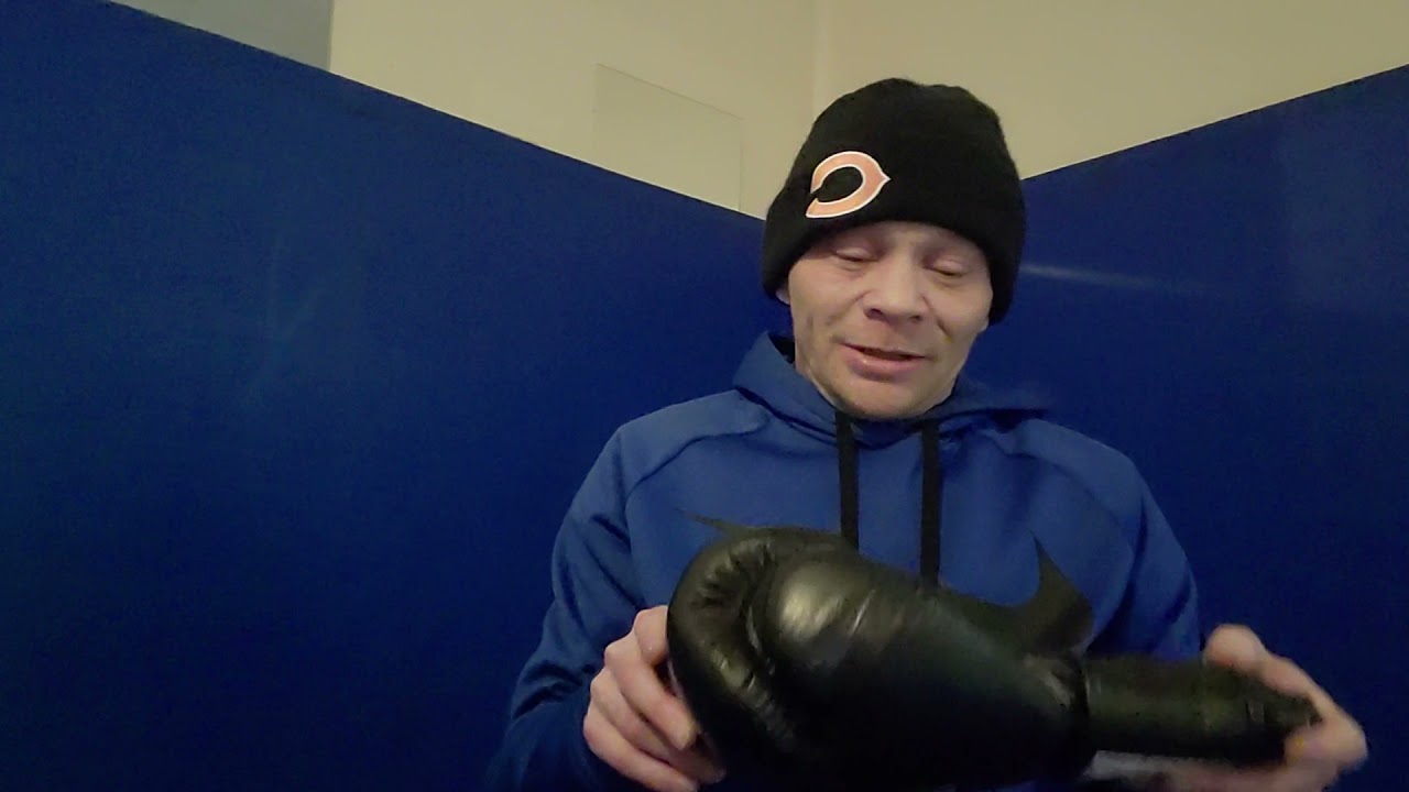 Review of the Fairtex BGV-9 Mexican Style Boxing Gloves