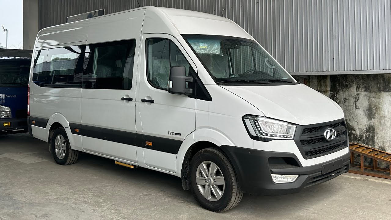 HYUNDAI SOLATI OPTION CƠ BẢN || Phân khúc xe khách 16 chỗ hot nhất hiện nay || Lh: 078 2589 890 Phúc