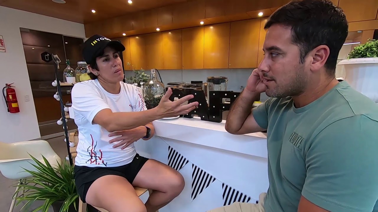 Oscar Del Portal: Caf&eacute; para 2. Giannisa Vecco