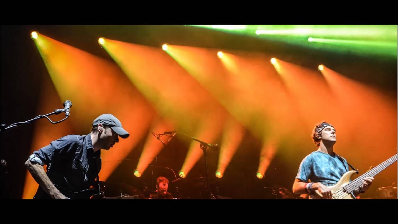 Chill Jammin' with Umphrey's McGee 6 'Acoustic'