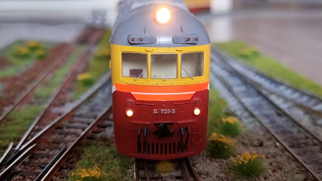 Модель дизель-поезда Д1 725 в масштабе 1/87 (H0). Ganz-MAVAG D1