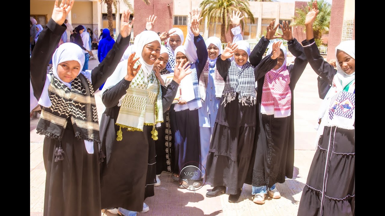 الرياضيات ام العلوم -إنشاد كتاكيت متوسطة الإمام مالك بآولف -الاحتفال بعيد العلم 2025 - أدرار