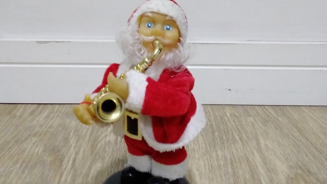 noel com saxofone.
