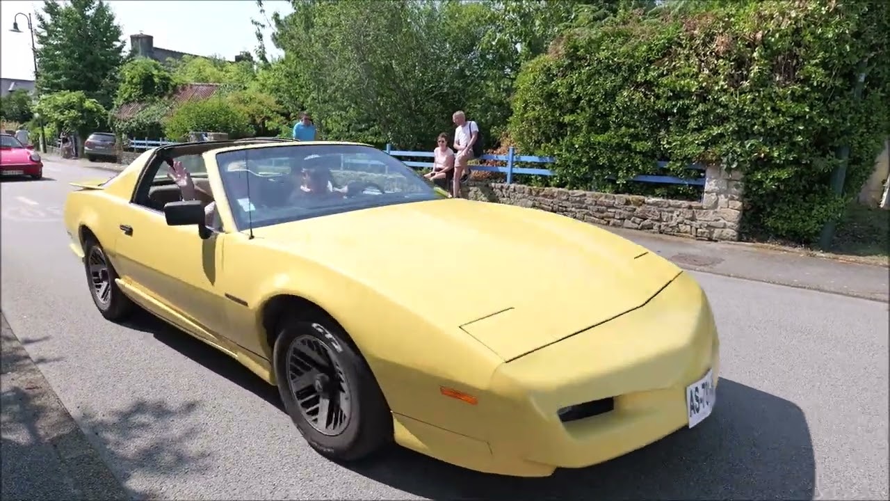 Fête des battages à Baden - Défilé de voitures - 3 août 2025