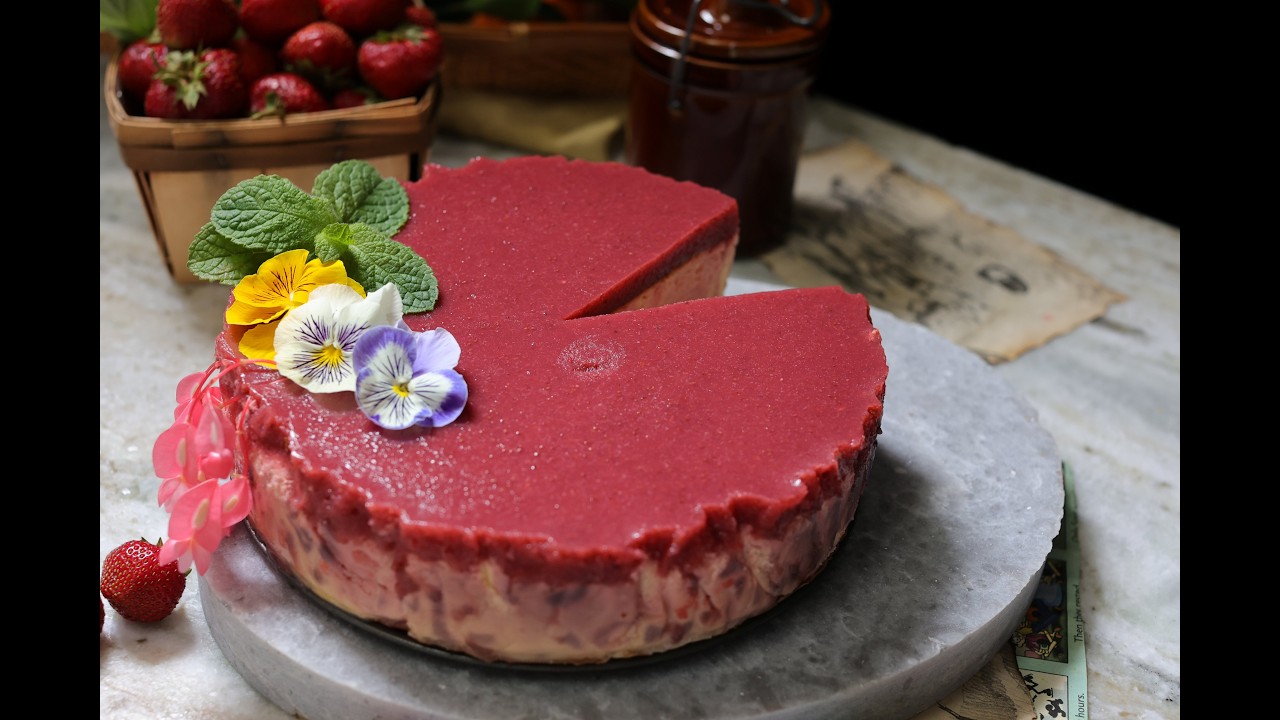 Ombré Strawberry 🍓 Basque Cheesecake #dessert 