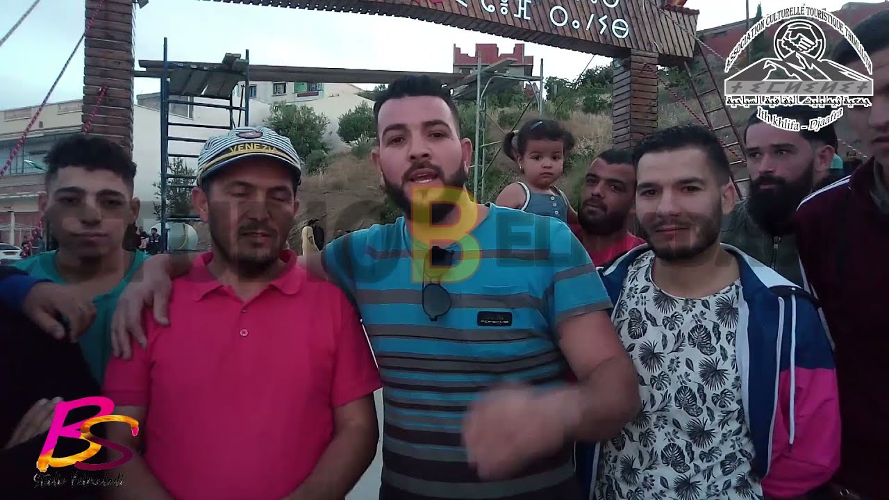 التحدي و الإنجازات الإبداعية لشباب عرش ايث خليفة قرية شوف الرانيب بنسخة العربية