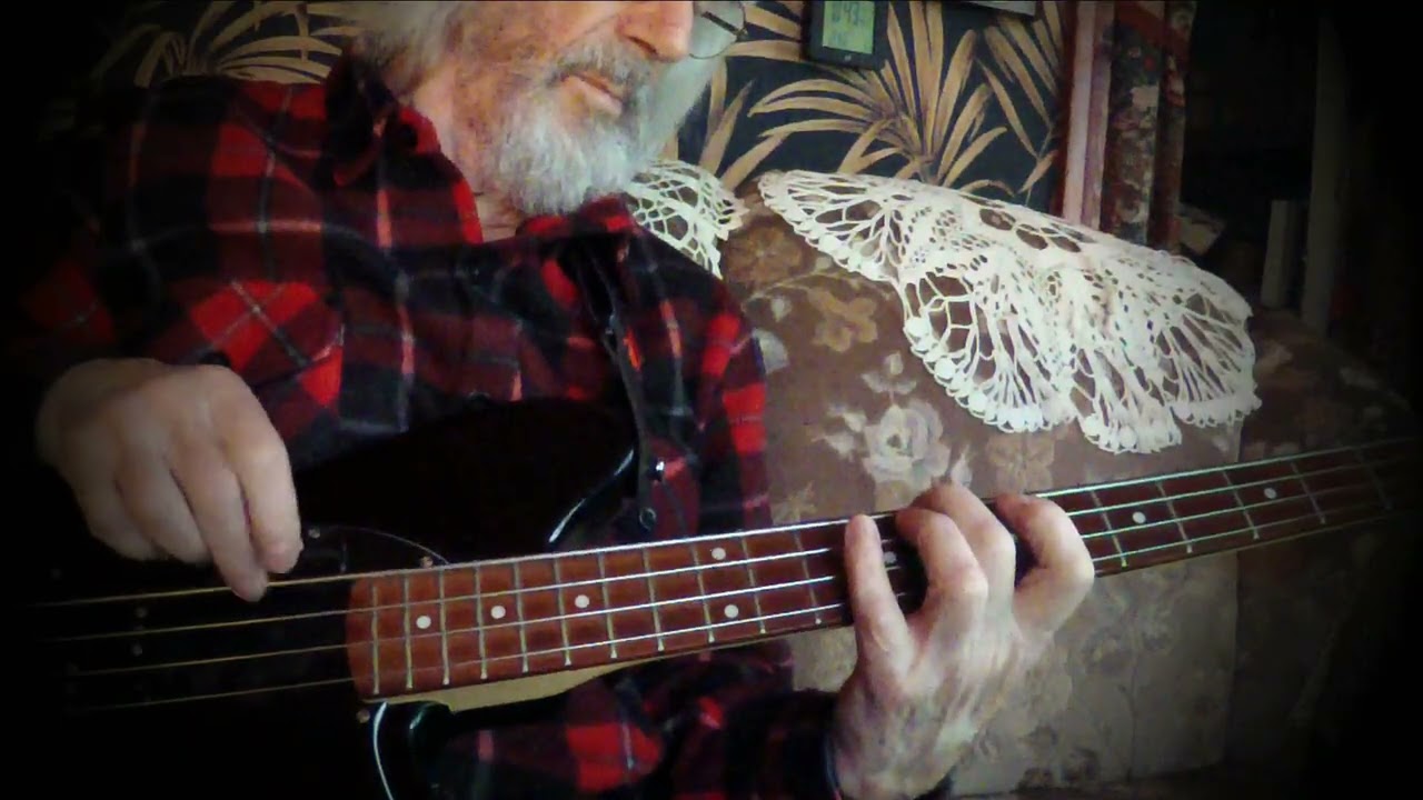 Stay a Yard & Praise God [Reggae Bass Cover 239.]