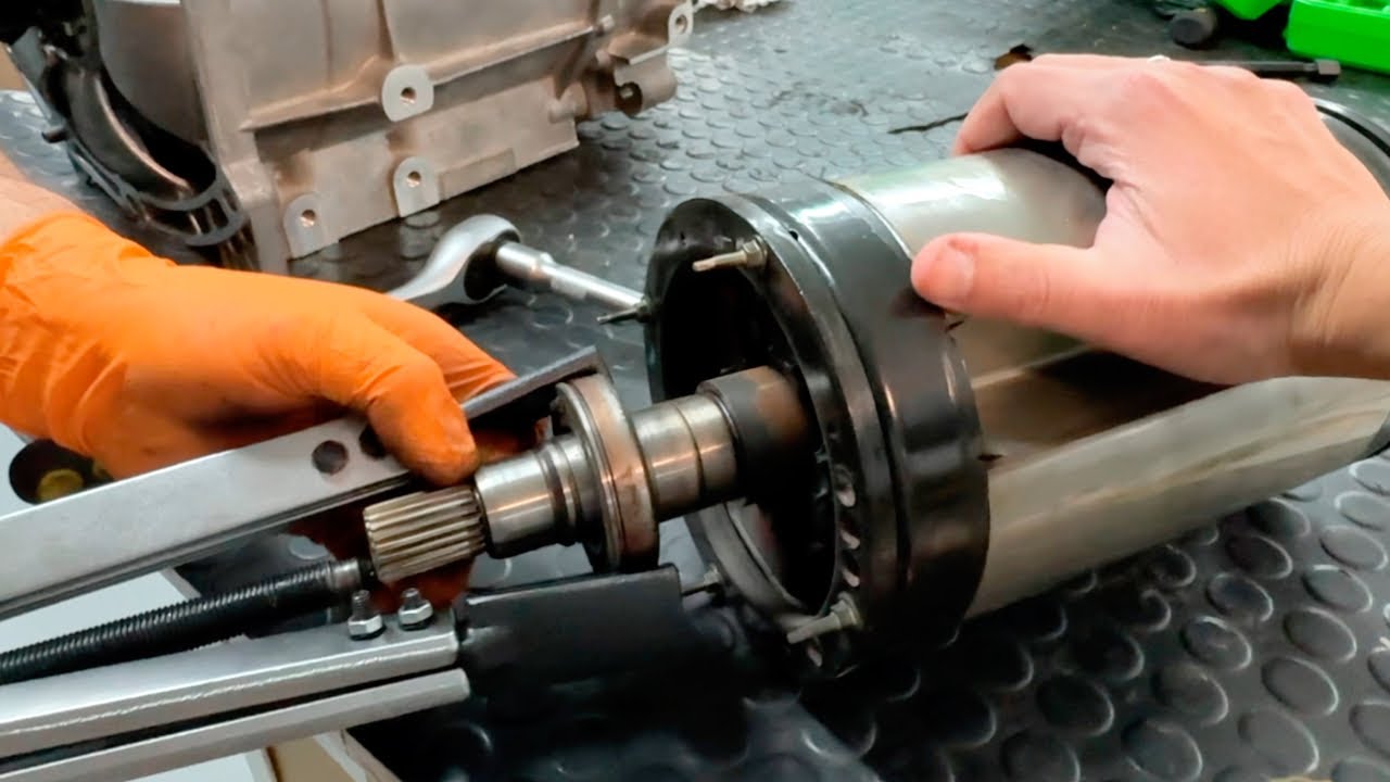 Cómo REPARAR el MOTOR de los COCHES ELÉCTRICOS rotos | Jose el mecánico parte 1