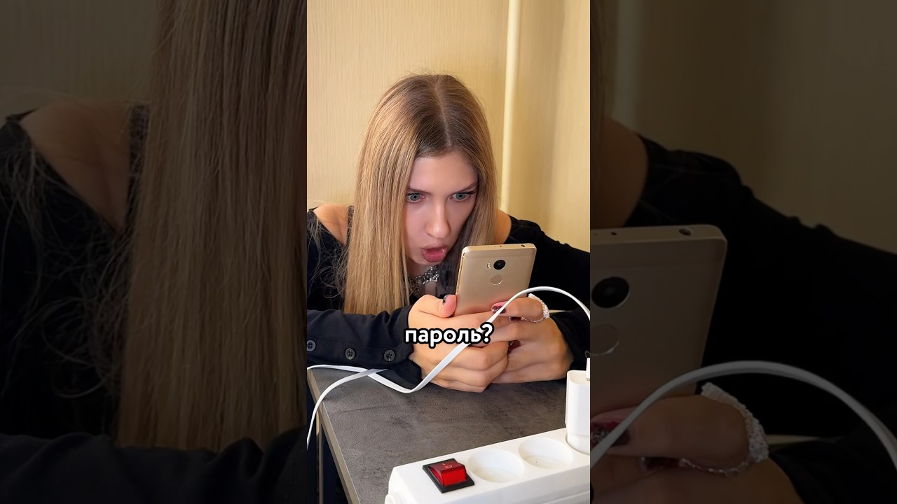 😳 Я ЗАЛЕЗЛА В СВОЙ СТАРЫЙ ТЕЛЕФОН #настя