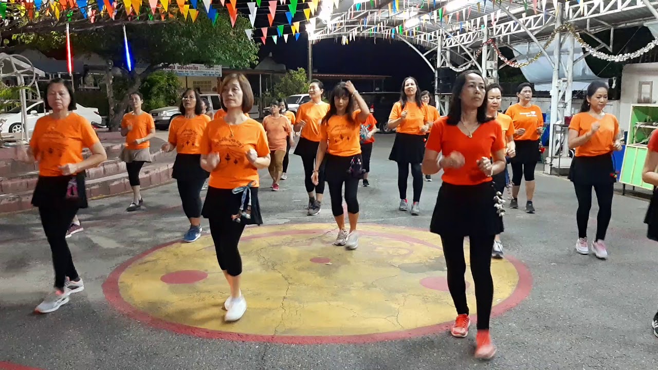 30/1/63 #สายเปลสายใจ #สไตล์ อ.สุรีย์พร ยอดประเสริฐ พร้อมทีมงาน ลานหมู่บ้านการุณรังษี จ.นครสวรรค์