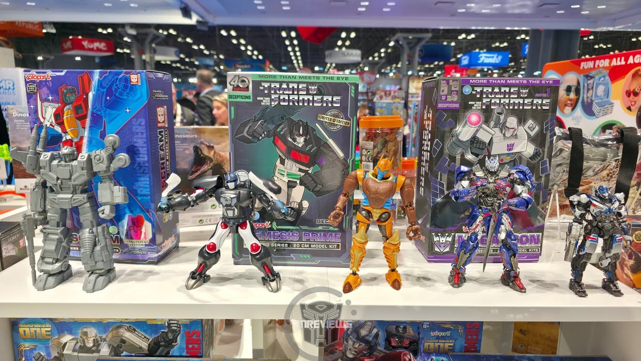 Стенд Yolopark TRANSFORMERS на выставке NY Toyfair 2026