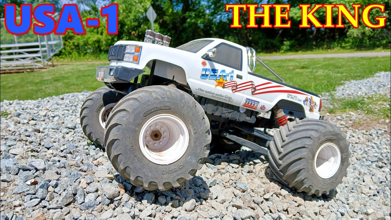 Kyosho USA 1 Bashing around over everything!