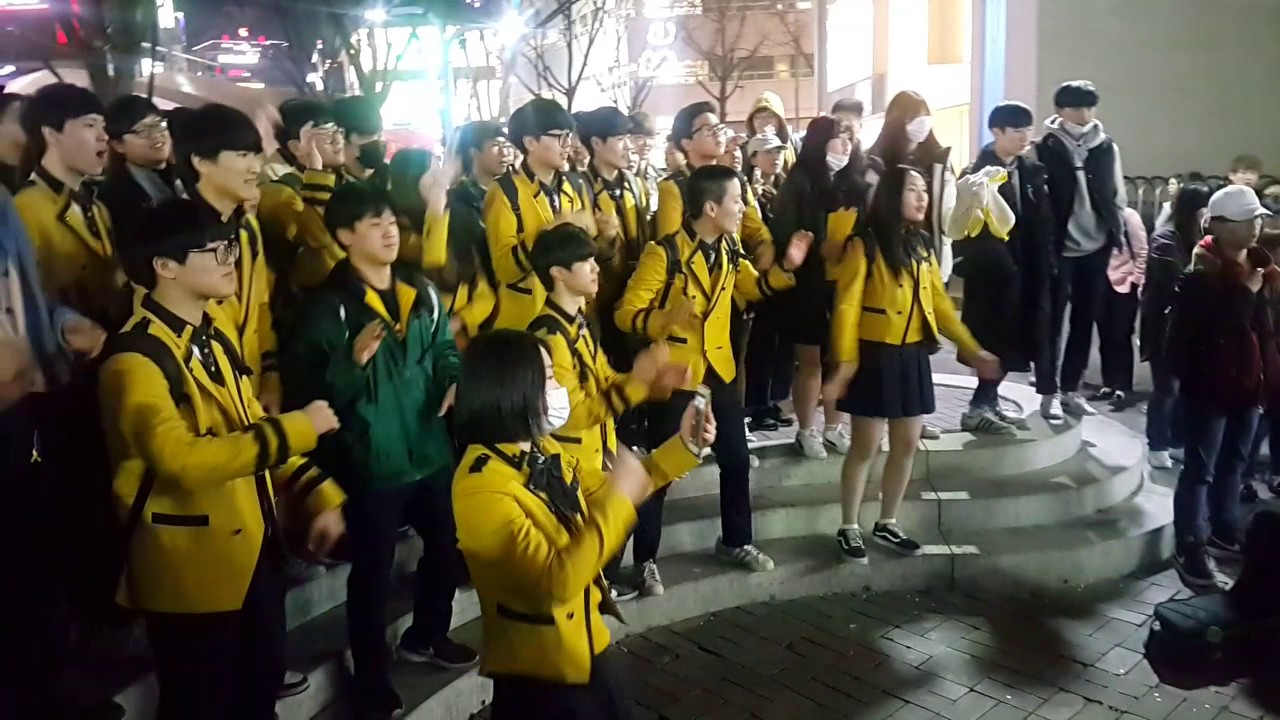[딴따라마이크 강인창] 대박 ☆Uptown Funk☆ 홍대버스킹 20170324금 [Hongdae Kpop Street Busking]