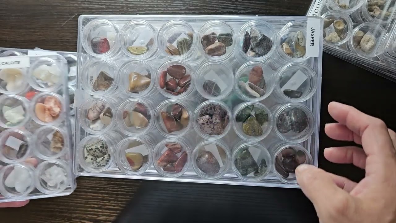 How to display and store Rock Collection