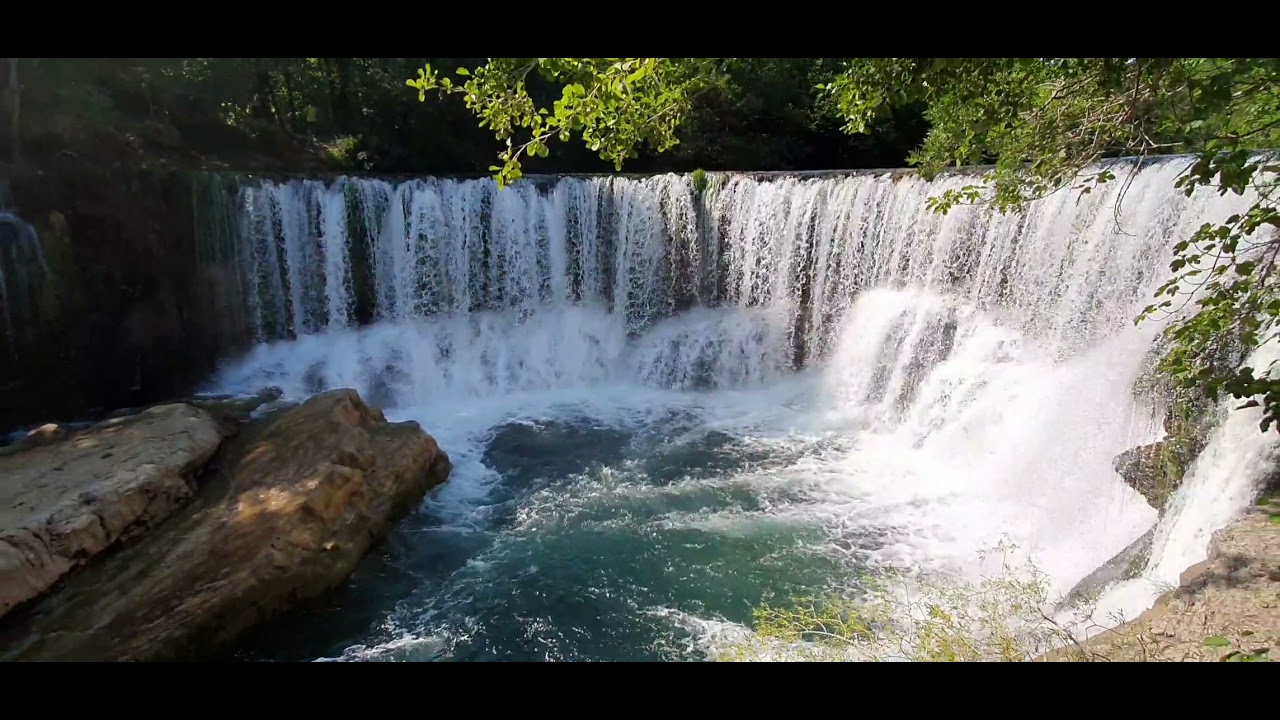 Saint Laurent le Minier,  Cascade de la Vis, entre l'hérault et le Gard, en Occitanie,  France.