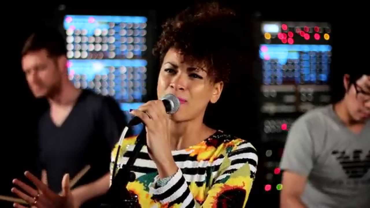 Escort | Why Oh Why | MOOGFEST SOUND LAB