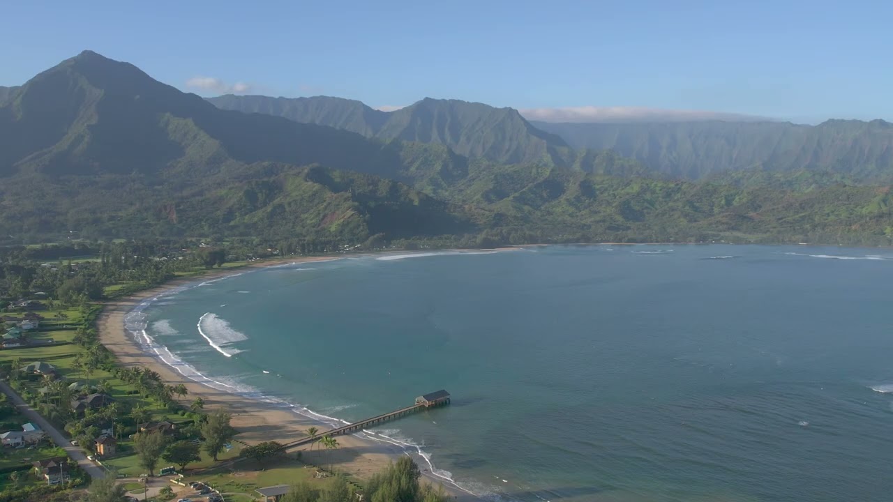 Hanalei Bay in Kauai, Hawaii in 4K at 60fps (Beach, Pier, Waves, Surfing, Calming & Relaxing)