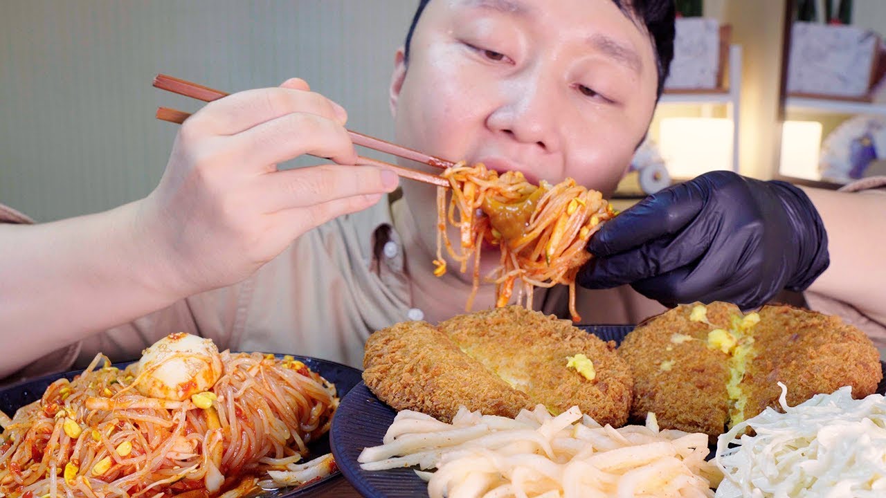 Real Sound 꿀조합! 고구마치즈돈까스 쫄면으로 쌈싸먹기! 이팅사운드 먹방! Pork Cutlet & Spicy Cold Chewy Noodles Mukbang ASMR