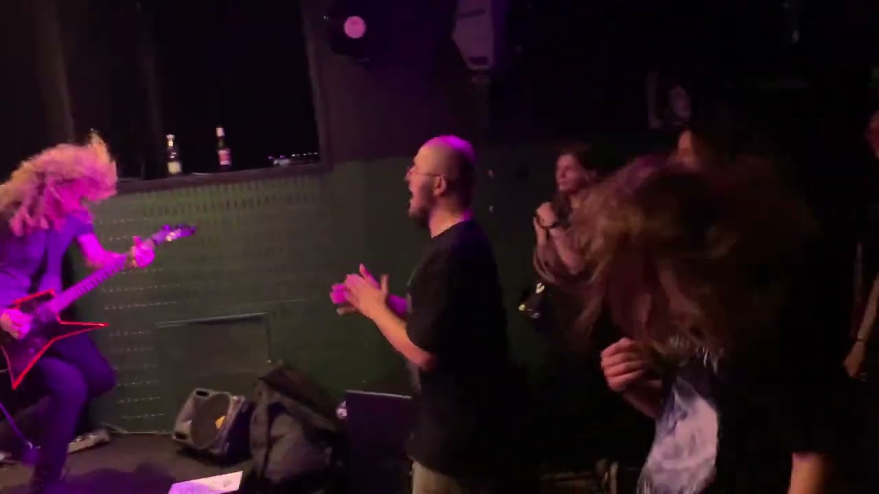 Mind Enslaver - Bombs Away (live)
